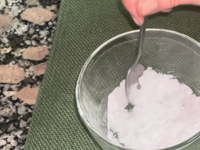 añade agua poco a poco