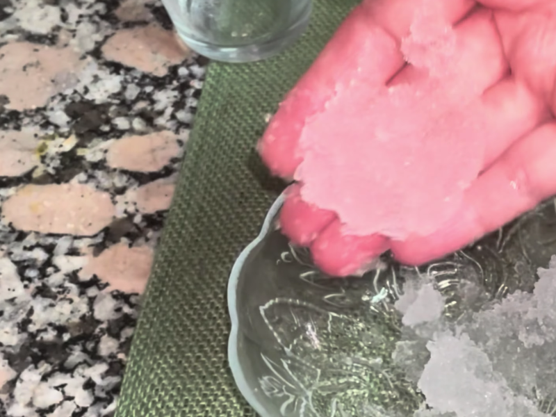 nieve artificial casera formada con un policarbonato